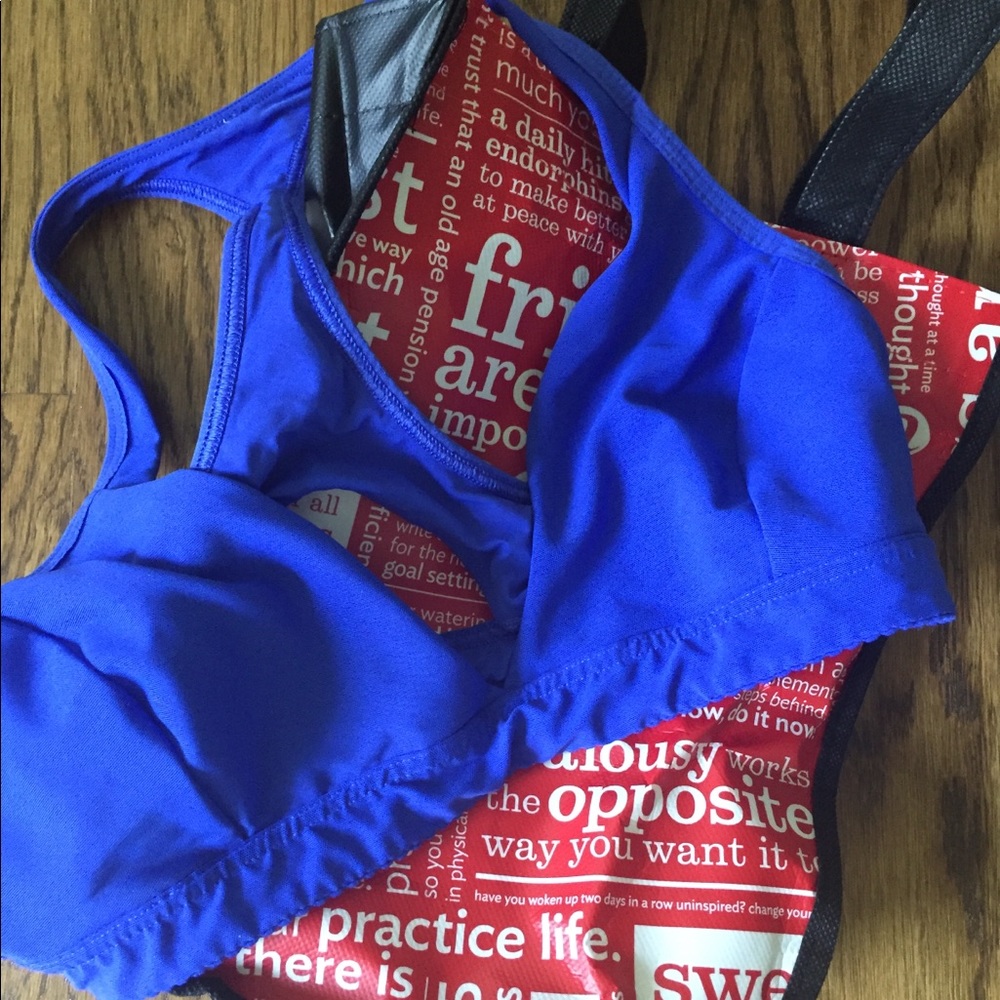 Lululemon size 8 royal blue sports bra